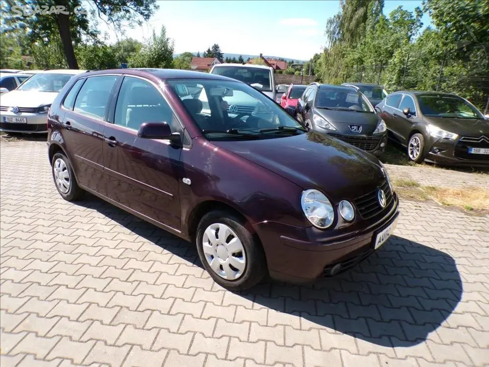 Volkswagen Polo 1,2 i KLIMA,TAŽNÉ ZAŘÍZENÍ